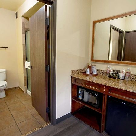 Best Western Plus Cimarron Hotel & Suites Stillwater Bagian luar foto