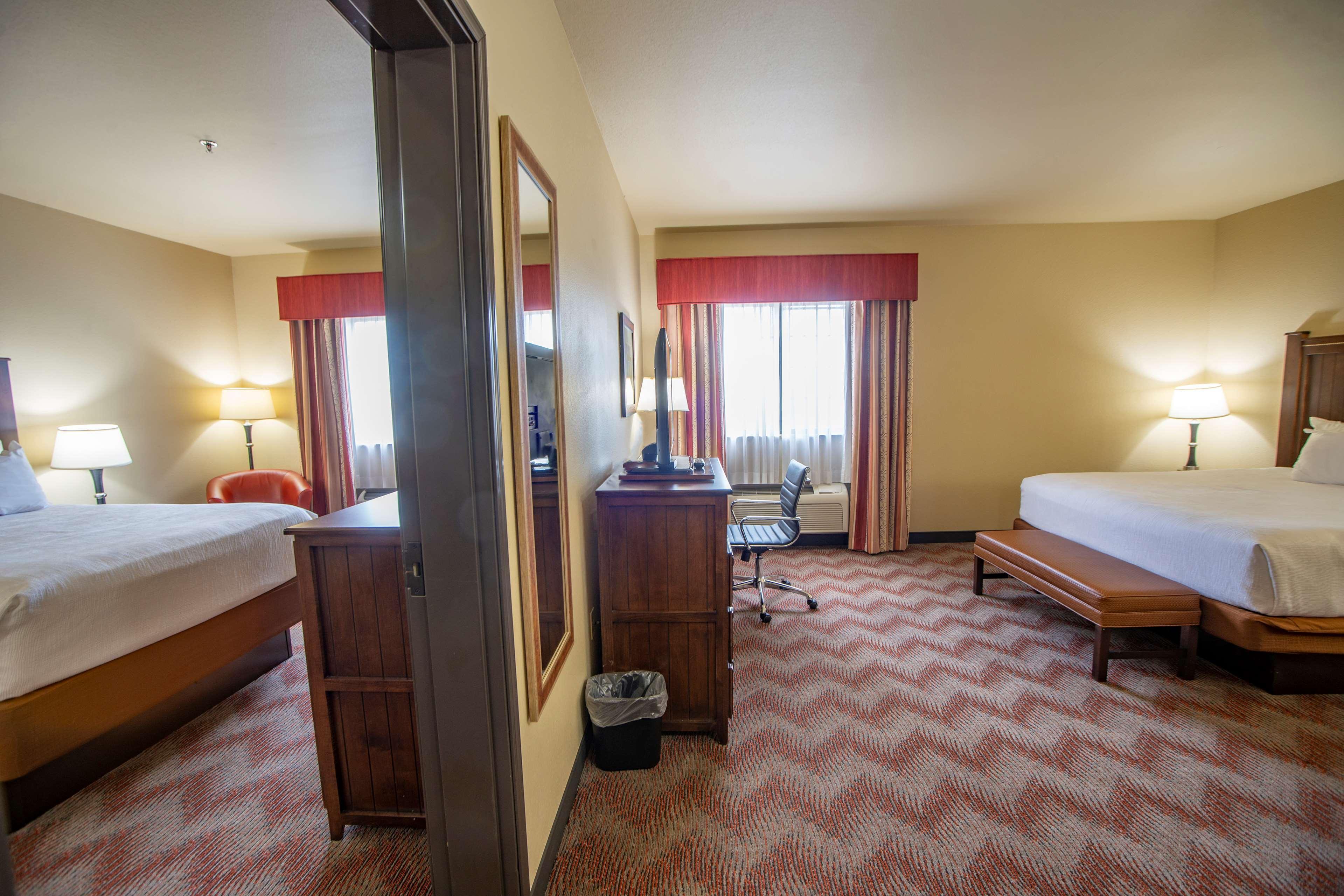 Best Western Plus Cimarron Hotel & Suites Stillwater Bagian luar foto