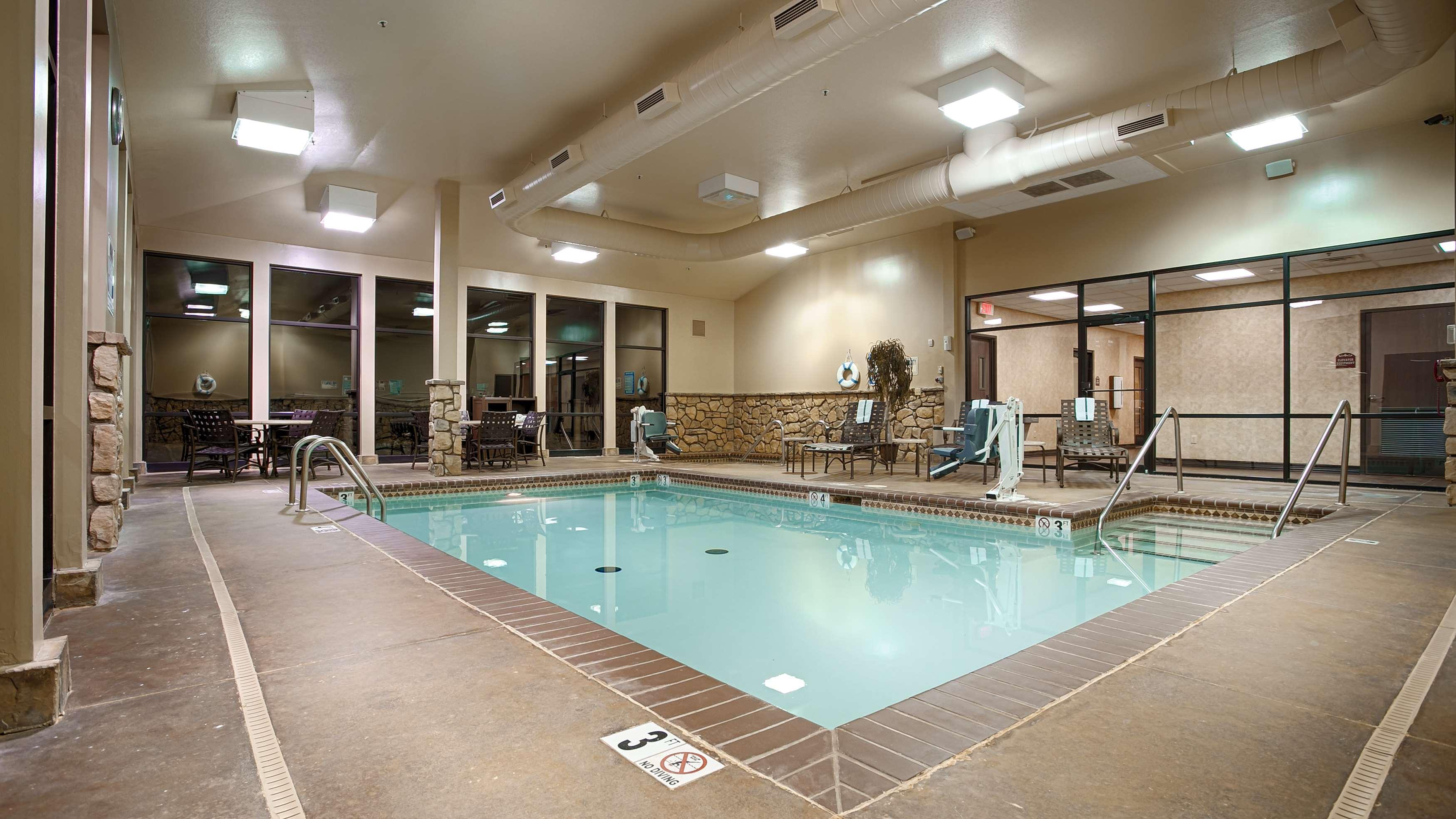 Best Western Plus Cimarron Hotel & Suites Stillwater Bagian luar foto