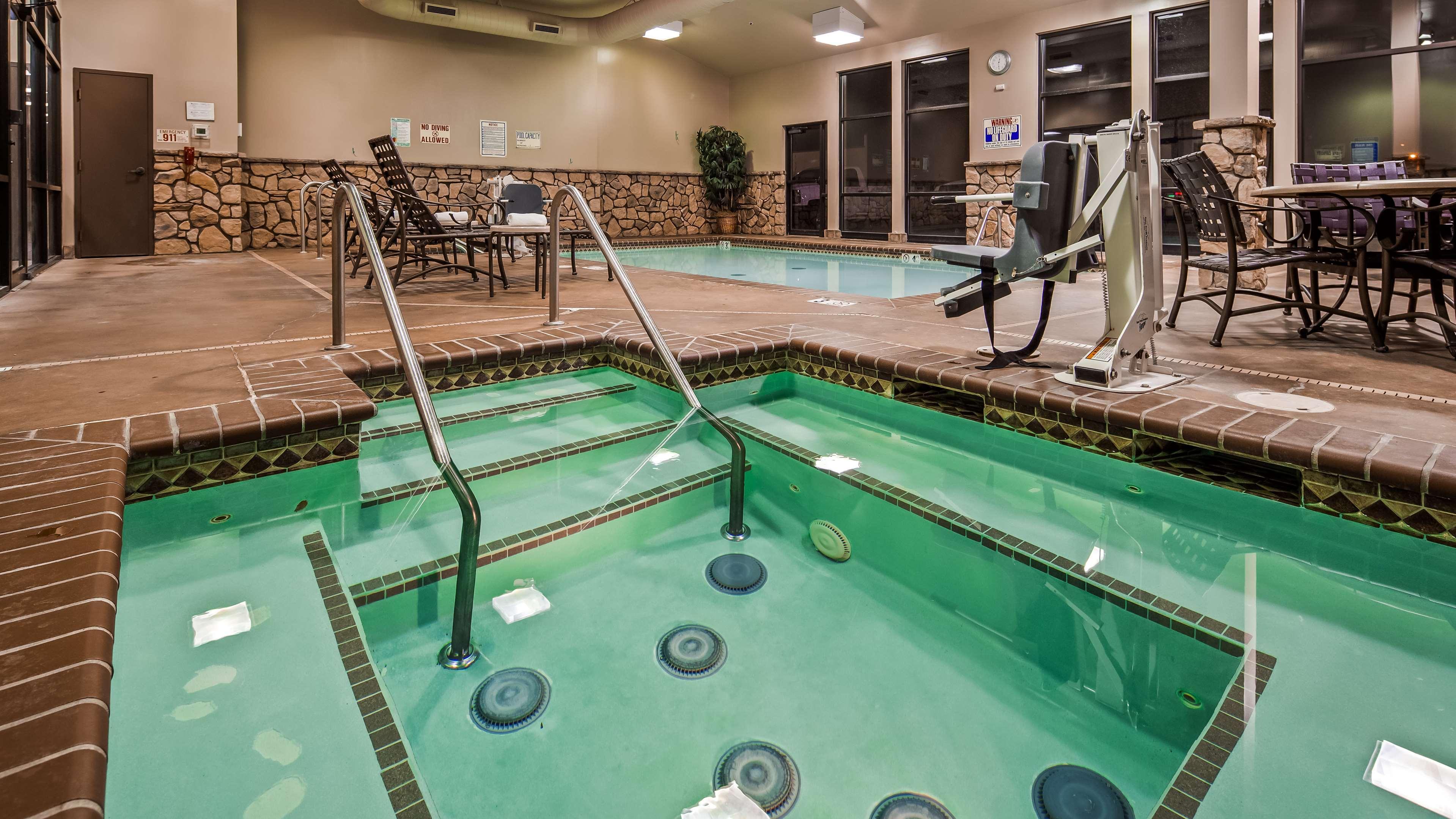 Best Western Plus Cimarron Hotel & Suites Stillwater Bagian luar foto