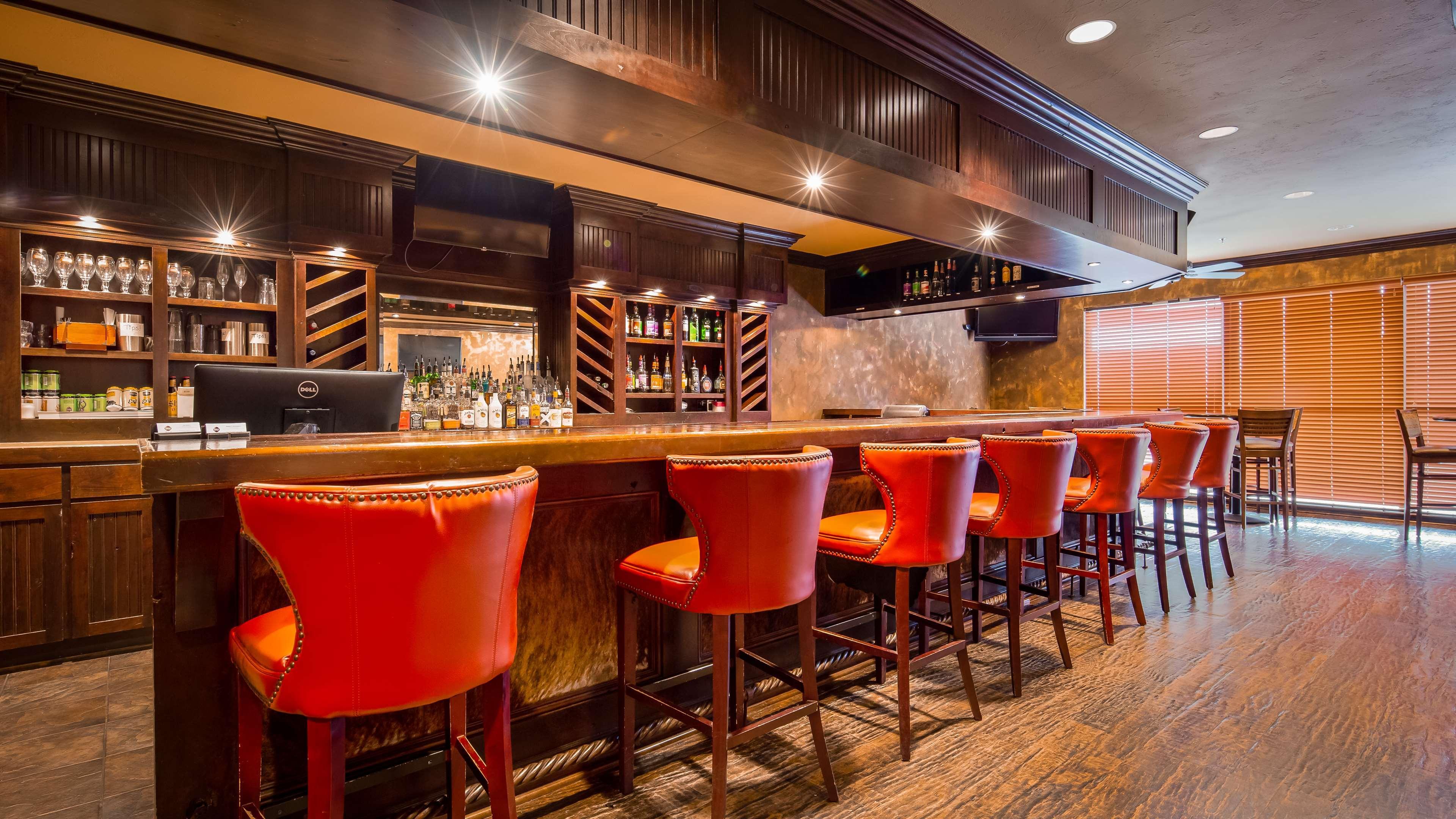 Best Western Plus Cimarron Hotel & Suites Stillwater Bagian luar foto